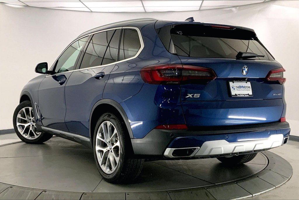 Used 2022 BMW X5 xDrive40i w/ Premium Package AWD/4WD image 10