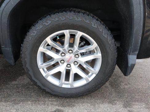 Certified 2022 GMC Sierra 1500 SLT w/ SLT Premium Plus Package image 22