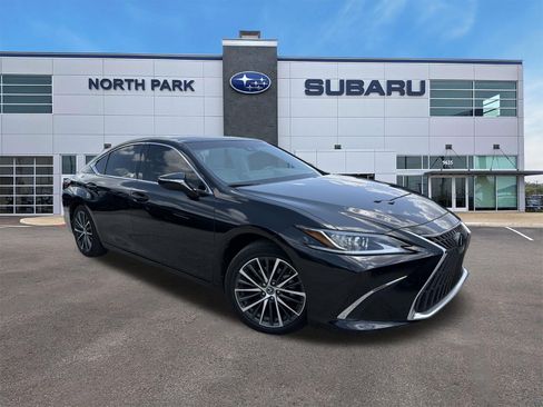 Used 2025 Lexus ES 350 w/ Premium Package FWD image 1