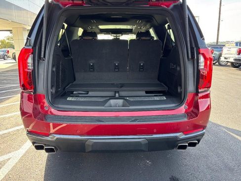 New 2025 GMC Yukon XL Denali Ultimate image 5