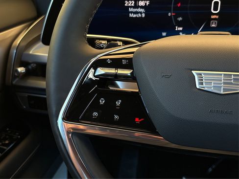 New 2026 Cadillac Vistiq Luxury image 28