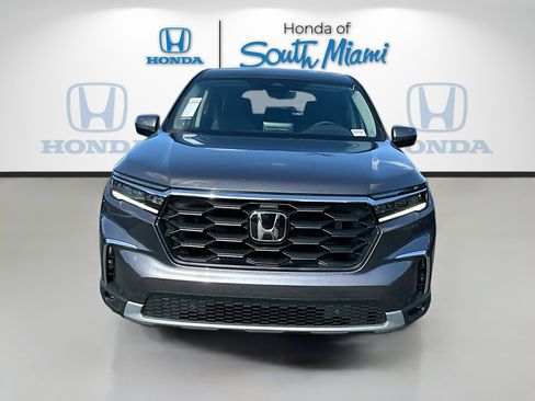 New 2025 Honda Pilot EX-L image 2