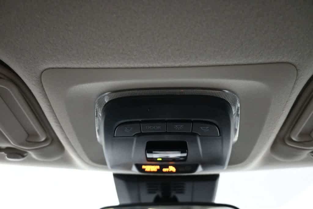 Used 2026 Toyota Corolla LE FWD image 16