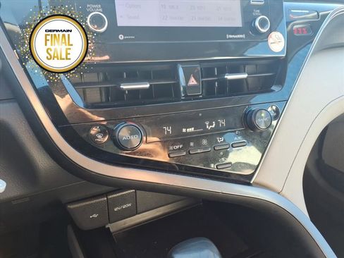 Used 2024 Toyota Camry SE image 18