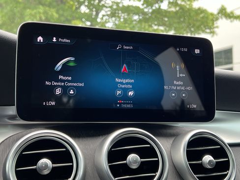 Certified 2022 Mercedes-Benz GLC 300 image 23