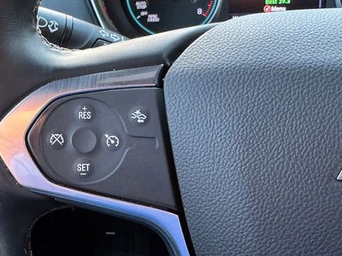 Certified 2023 Chevrolet Traverse LT AWD/4WD image 21