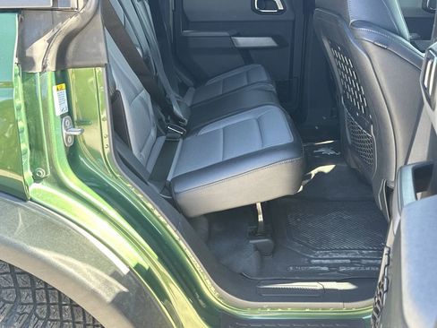 Used 2022 Ford Bronco Everglades image 16