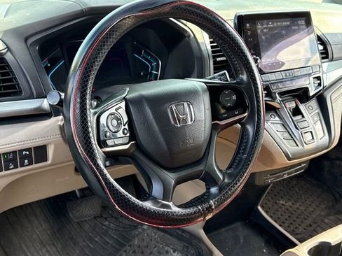 Used 2018 Honda Odyssey Touring image 20