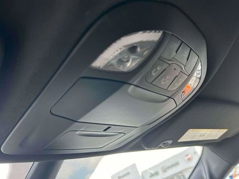 New 2026 Chrysler Pacifica Select FWD image 36