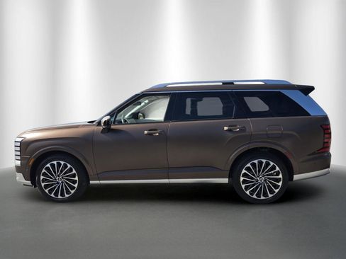 Used 2026 Hyundai Palisade Calligraphy FWD image 4