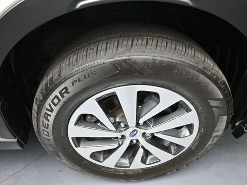 Used 2022 Subaru Outback Premium image 13