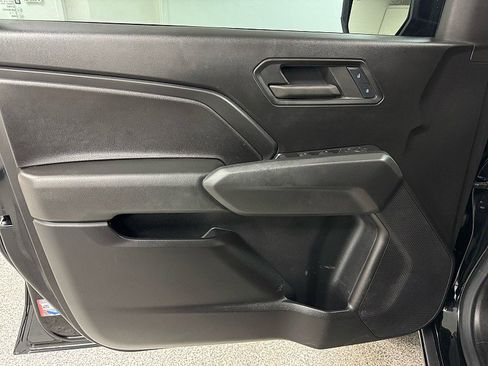 Used 2024 Chevrolet Colorado Trail Boss w/ Technology Package image 7