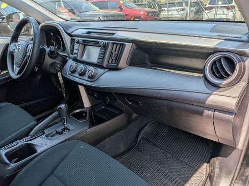 Used 2018 Toyota RAV4 LE w/ All Weather Liner Package AWD/4WD image 26