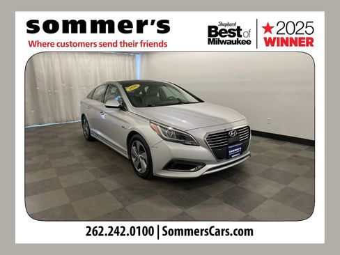 Used 2016 Hyundai Sonata Limited w/ Option Group 02 image 1