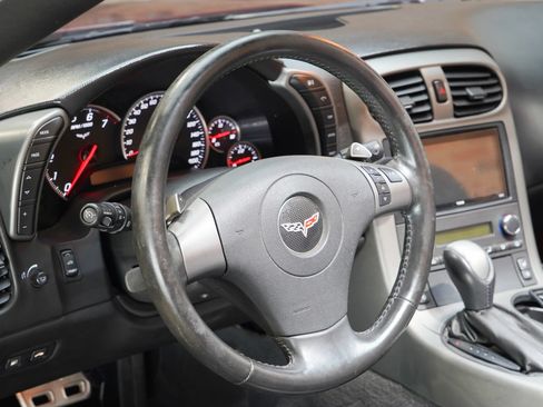 Used 2007 Chevrolet Corvette Coupe w/ Preferred Equipment Group RWD image 44