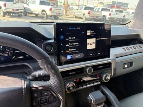 Used 2024 Toyota Tacoma Trailhunter image 14