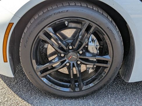 Used 2016 Chevrolet Corvette Stingray Coupe image 11