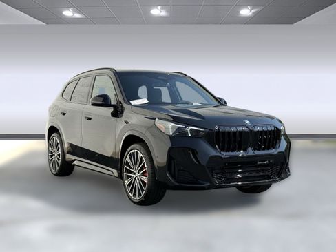 Used 2026 BMW X1 xDrive28i image 6