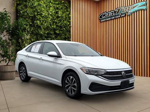 Used 2024 Volkswagen Jetta S FWD image 8