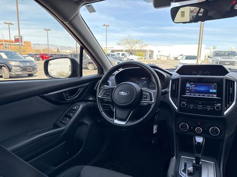 Used 2021 Subaru Crosstrek 2.0i Premium image 22