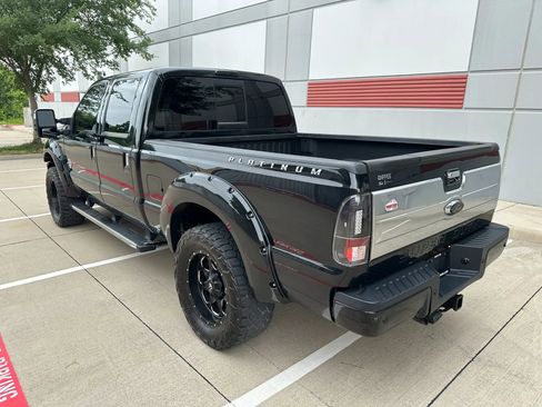 Used 2013 Ford F250 Platinum w/ FX4 Off Road Pkg AWD/4WD image 12