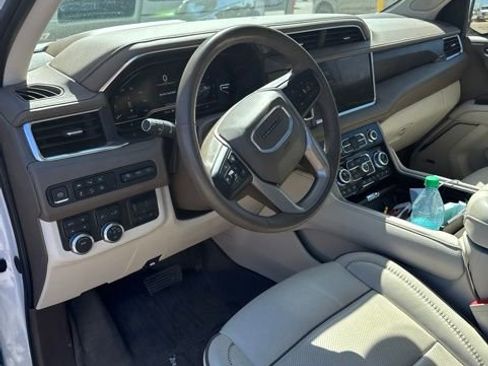 Used 2023 GMC Yukon Denali w/ LPO, Floor Liner Package AWD/4WD image 7