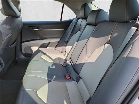 Used 2020 Toyota Camry XLE w/ Driver Assist Package FWD image 14