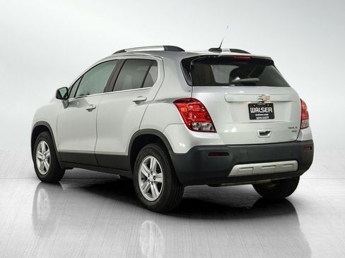 Used 2016 Chevrolet Trax LT w/ LT Convenience Package AWD/4WD image 3