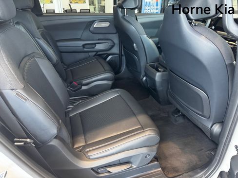 New 2027 Kia Telluride S image 19