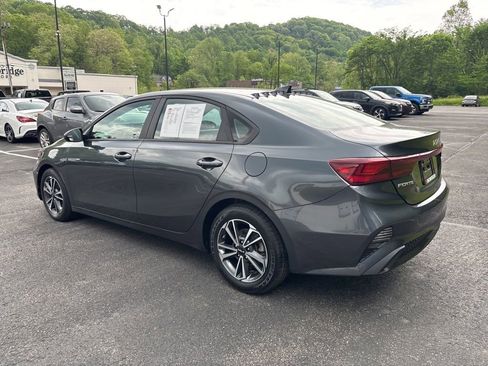 Used 2023 Kia Forte LXS FWD image 3
