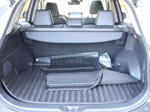 Used 2023 Toyota RAV4 Limited AWD/4WD image 7