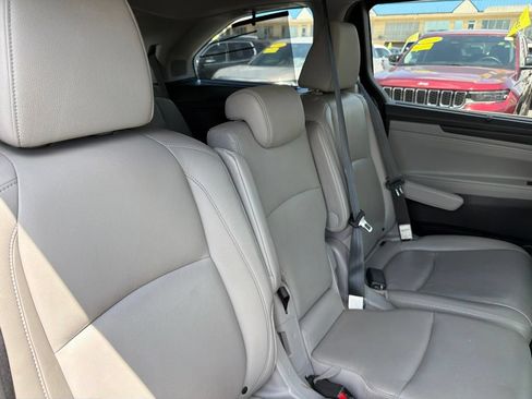 Used 2018 Honda Odyssey Elite image 14