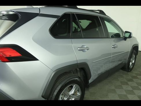 Used 2024 Toyota RAV4 XLE AWD/4WD image 18
