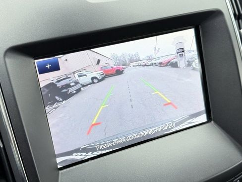 Used 2020 Ford Edge Titanium image 16