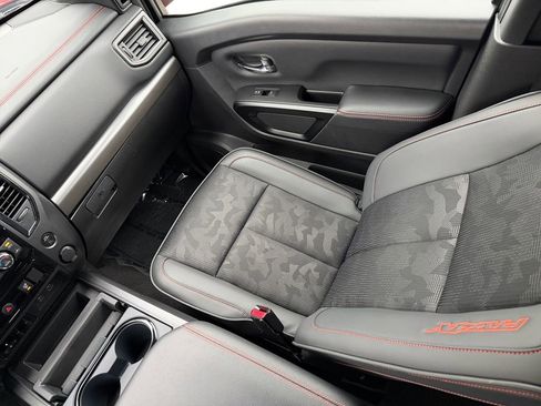 Used 2024 Nissan Titan PRO-4X w/ Pro-4x Utility Package image 17