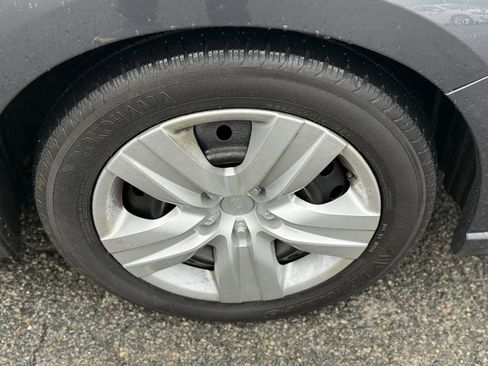 Used 2018 Subaru Legacy 2.5i AWD/4WD image 27