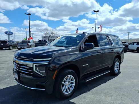 Used 2025 Chevrolet Tahoe LT image 8