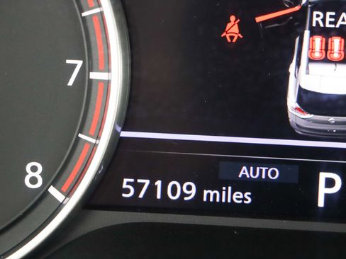 Used 2023 Nissan Rogue SV image 16