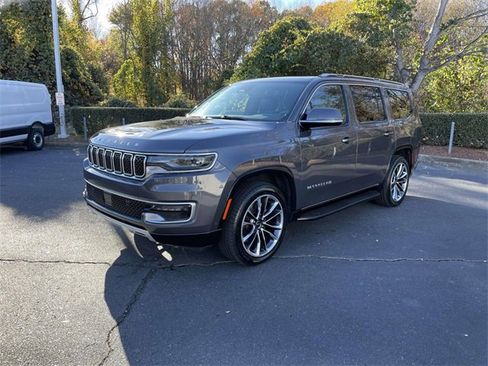 Used 2022 Jeep Wagoneer Series II w/ Premium Group I image 3