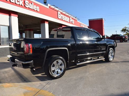 Used 2017 GMC Sierra 1500 SLT image 3
