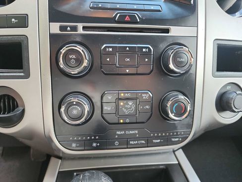 Used 2017 Ford Expedition EL XLT image 25
