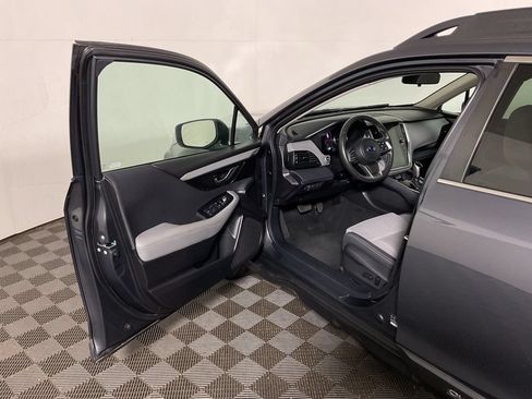 Used 2023 Subaru Outback Premium AWD/4WD image 18