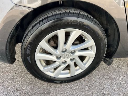 Used 2012 MAZDA MAZDA3 i Touring image 12