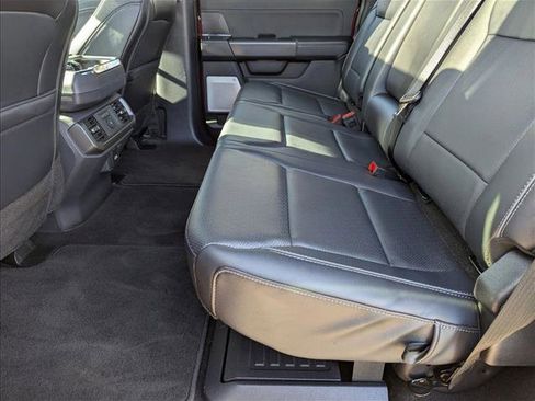 Used 2025 Ford F150 Lariat w/ Equipment Group 502A High image 19