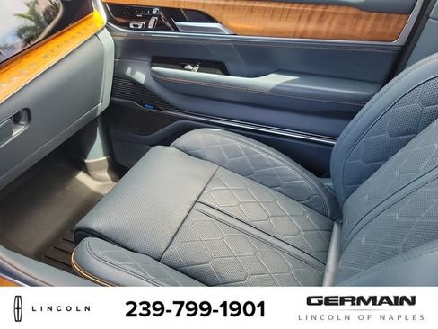 Used 2024 Jeep Grand Wagoneer L Series III AWD/4WD image 29