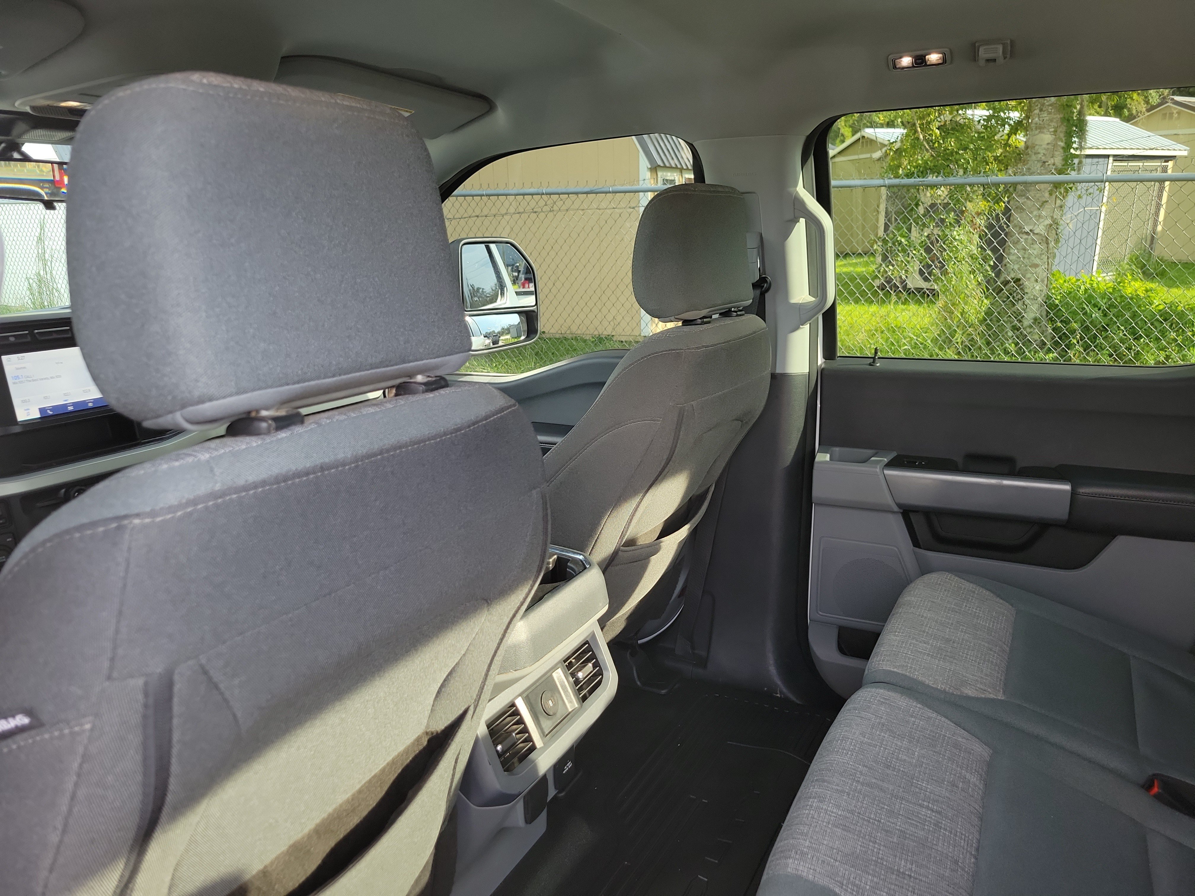 Used 2024 Ford F350 XLT w/ FX4 Off-Road Package AWD/4WD image 21