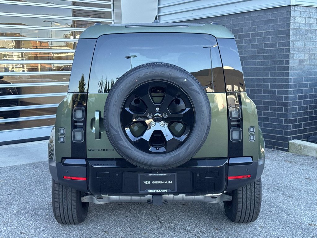 New 2026 Land Rover Defender 110 S AWD/4WD image 5