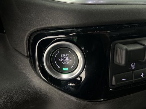 Used 2025 Chevrolet Silverado 1500 High Country w/ Z71 Off-Road Package image 15