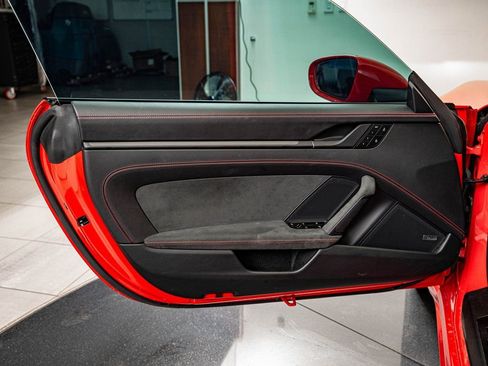 Certified 2024 Porsche 911 Carrera GTS image 34