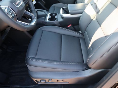 New 2026 GMC Terrain Elevation w/ Elevation Premium Package image 12